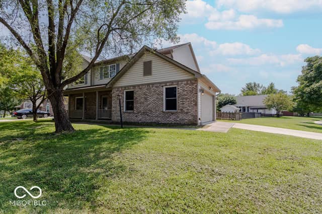 10663 Blue Flax Court, Noblesville, IN 46060, photo 3 of 39