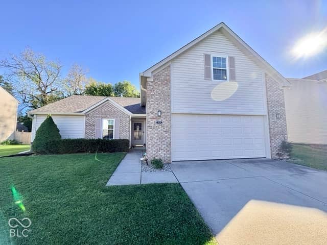 1919 Abbey Lane, Danville, IN 46122, photo 2 of 52