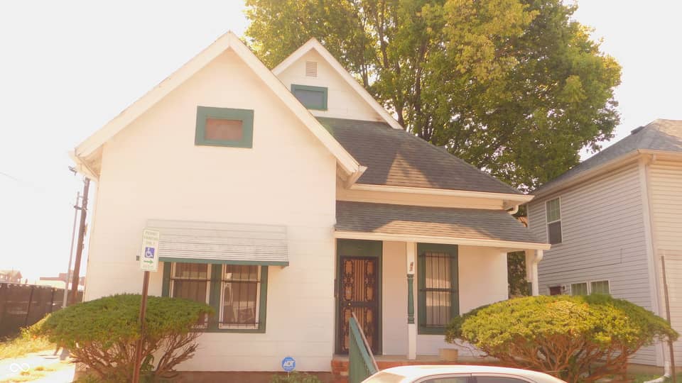 43 W 35th Street W, Indianapolis