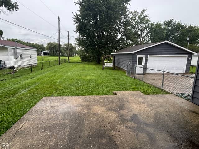 815 Alden, Fortville, IN 46040, photo 5 of 34