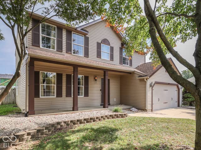 973 Thornwood Drive, Greenwood, IN 46143, photo 3 of 59