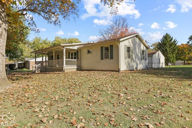 887 Vernon Drive, Greenwood, IN 46143, photo 4 of 39
