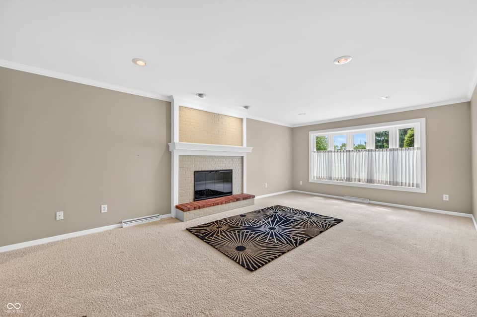 3980 Waycross Drive, Columbus, IN 47203, photo 1 of 61