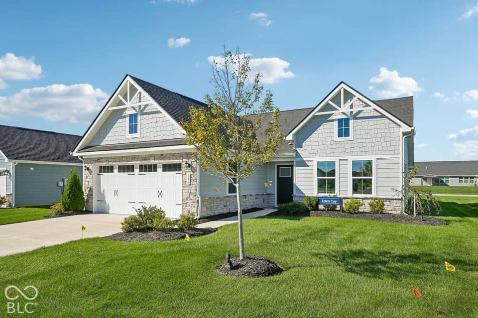 136 Eagles Trace, Whiteland, IN 46184, photo 1 of 41
