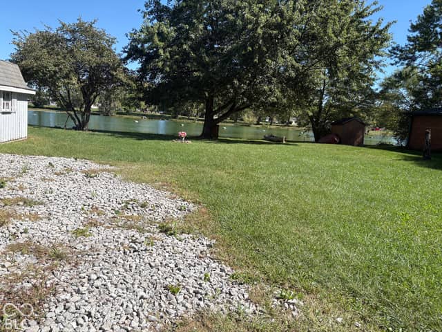 75 Fountain Lake Drive, Greenfield, IN 46140, photo 4 of 15