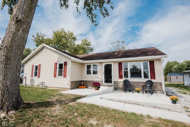 518 Linden Drive, Spiceland, IN 47385, photo 2 of 23
