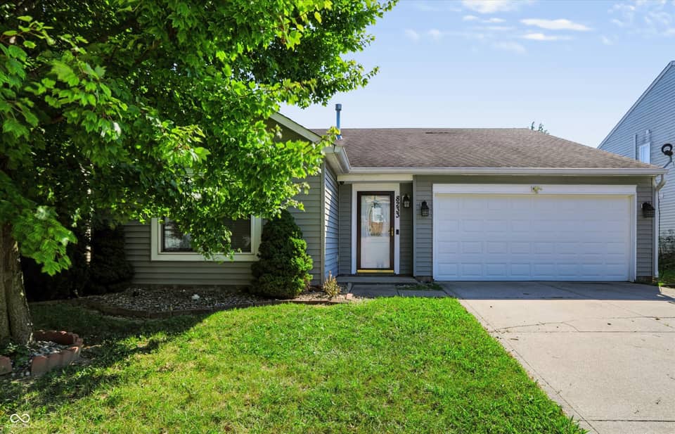 8233 Crackling Lane, Indianapolis