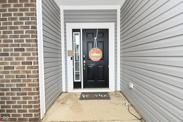 1083 Aries Boulevard, Franklin, IN 46131, photo 4 of 45