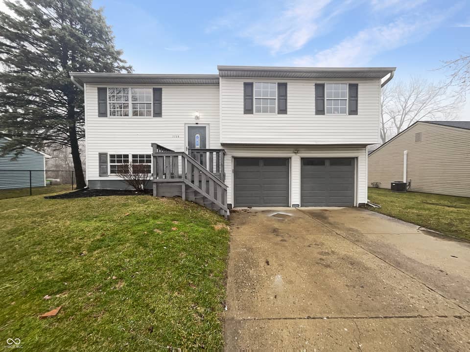 7739 Inverness Drive, Indianapolis, IN 46237, photo 1 of 16