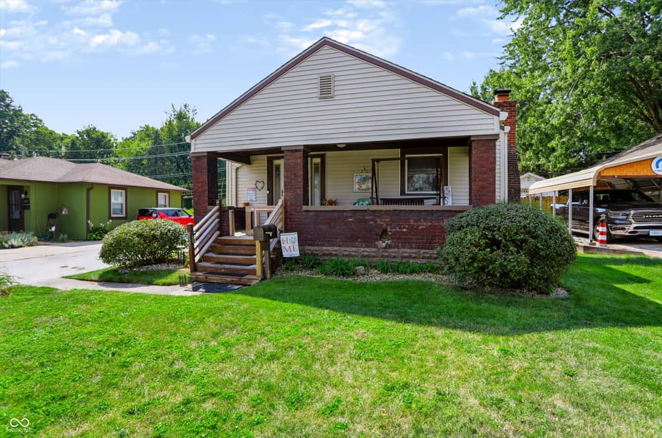 827 E Mills Avenue, Indianapolis, IN 46227, photo 1 of 60