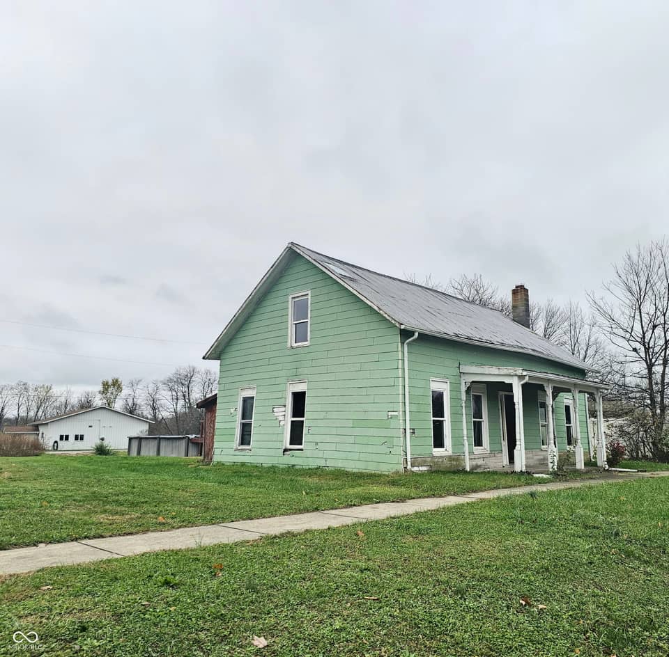 14573 Main Street, Moores Hill