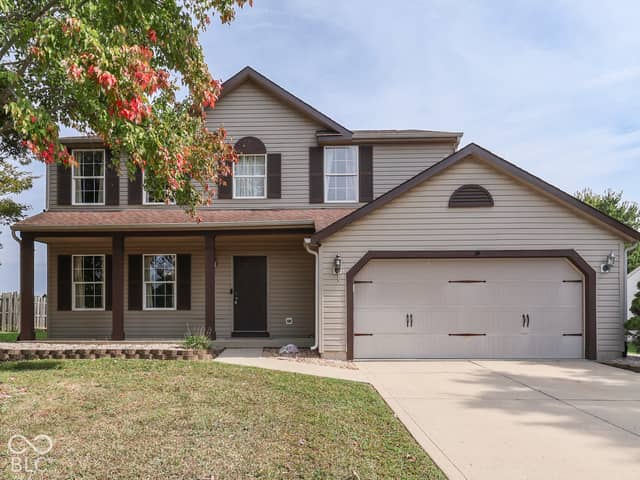 973 Thornwood Drive, Greenwood, IN 46143, photo 2 of 59