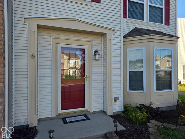 831 Highpointe Boulevard, Shelbyville, IN 46176, photo 3 of 49