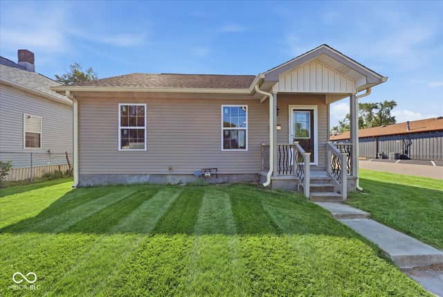 858 Miller Avenue, Shelbyville, IN 46176, photo 3 of 38