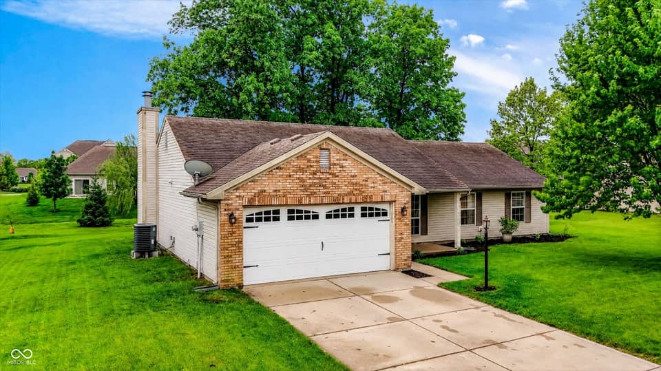 5165 Pine Hill Drive, Noblesville, IN 46062, photo 1 of 37