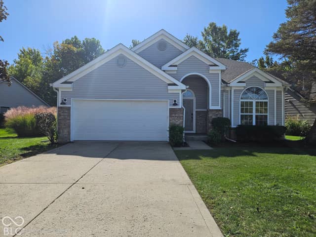 641 Beaverbrook Drive, Carmel, IN 46032, photo 2 of 35