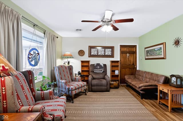 615 Simmons Street, Plainfield, IN 46168, photo 4 of 25