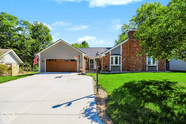 999 Shoreline Circle, Cicero, IN 46034, photo 4 of 56