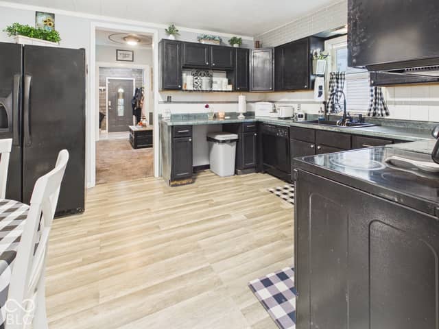 921 W 4th Street, Anderson, IN 46016, photo 5 of 29