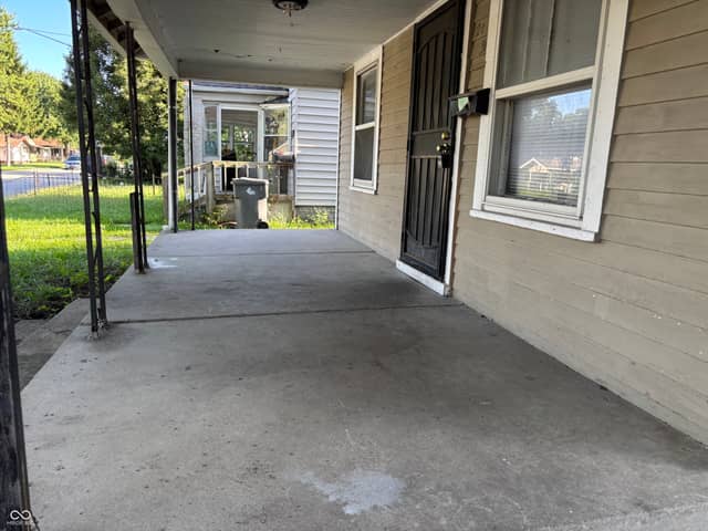 2131 N Dequincy Street, Indianapolis, IN 46218, photo 3 of 22