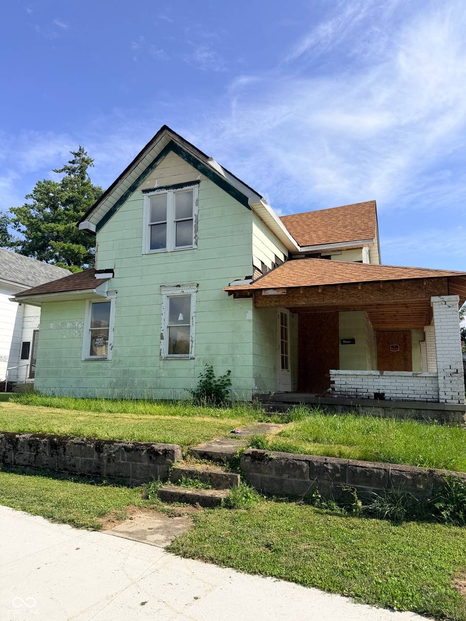 300 E North Street, Winchester