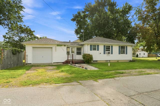 11003 Hoagland Road, Hoagland, IN 46745, photo 3 of 33