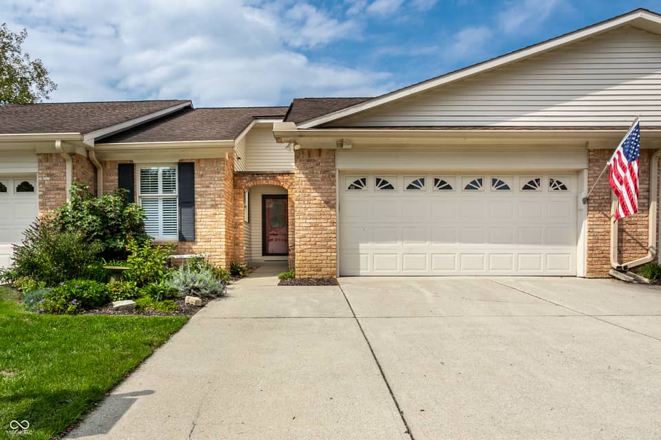 8406 Quail Hollow Road, Indianapolis