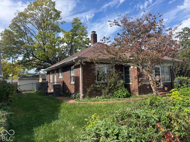 2804 S Illinois Street, Indianapolis, IN 46225, photo 3 of 18