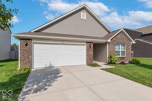 6822 Trey Drive, Camby, IN 46113, photo 3 of 31