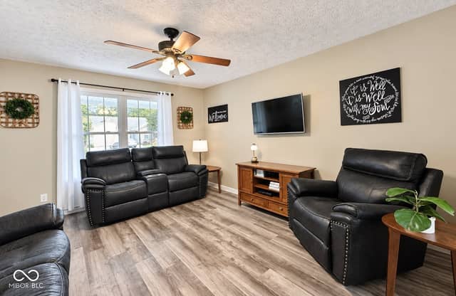 894 Lincoln Heights Drive, Martinsville, IN 46151, photo 5 of 61