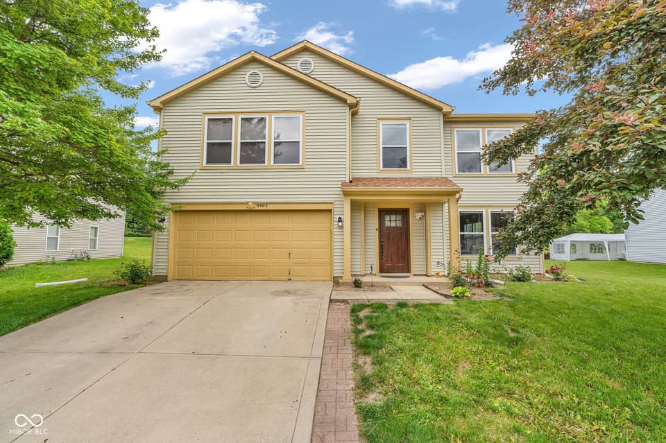 9802 Blue Ridge Way, Indianapolis