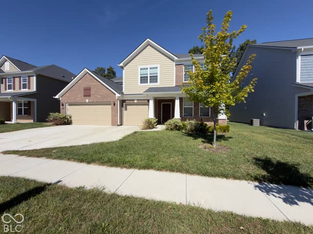 5370 Lavender Drive, Plainfield, IN 46168, photo 3 of 43