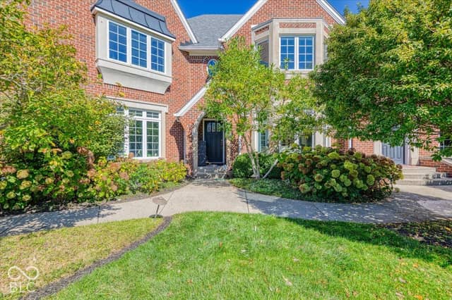 13855 Coldwater Drive, Carmel, IN 46032, photo 5 of 109