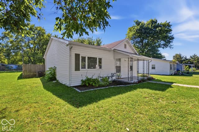 1033 E Third Street, Greenfield, IN 46140, photo 5 of 35