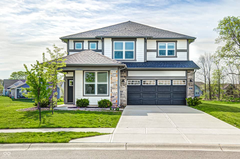 4955 Oak Hill Drive, Lebanon