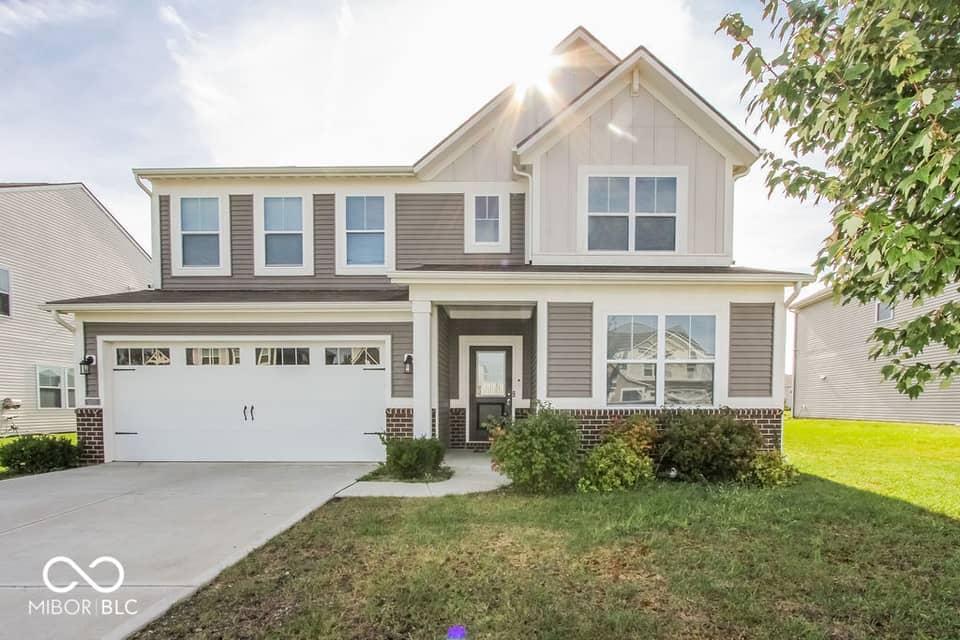9575 Crossfield Road, Avon