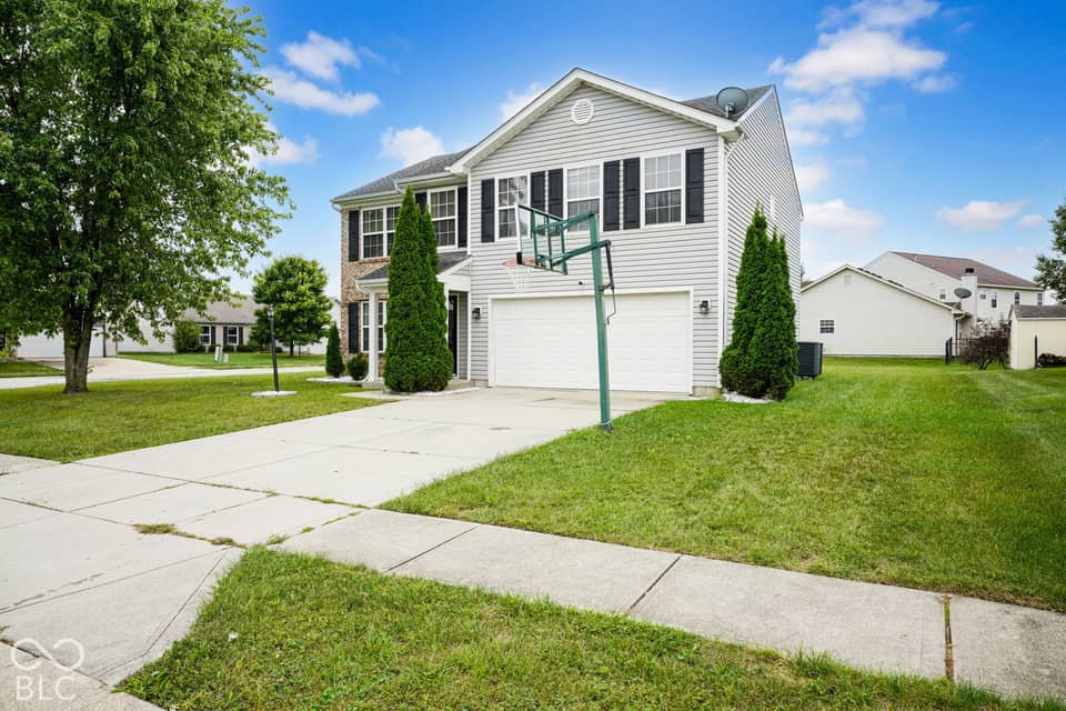 9737 Piper Lake Drive, Indianapolis