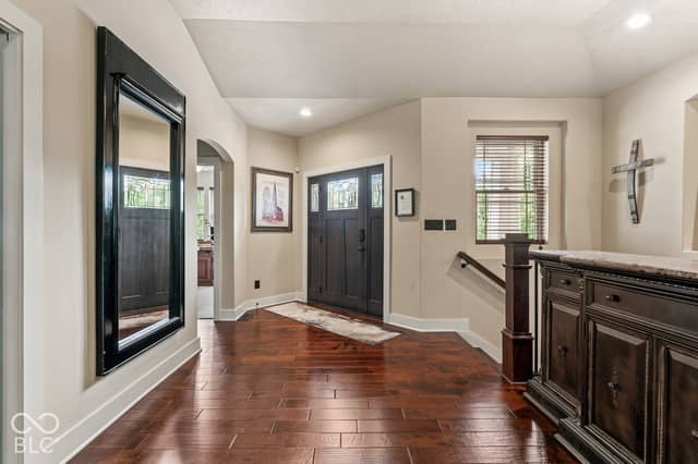 6736 W Stonegate Drive, Zionsville, IN 46077, photo 5 of 67