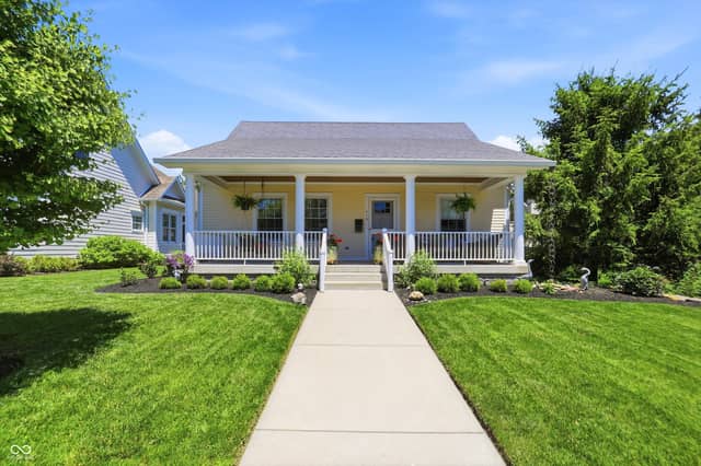 810 W Pine Street, Zionsville, IN 46077, photo 3 of 65