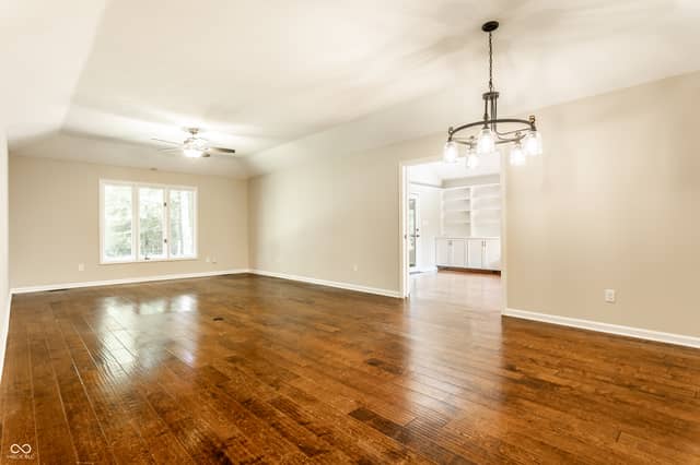 9340 W Point Place, Indianapolis, IN 46268, photo 4 of 41