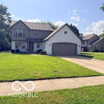 7920 Pine Lake Road, Indianapolis, IN 46268, photo 3 of 46