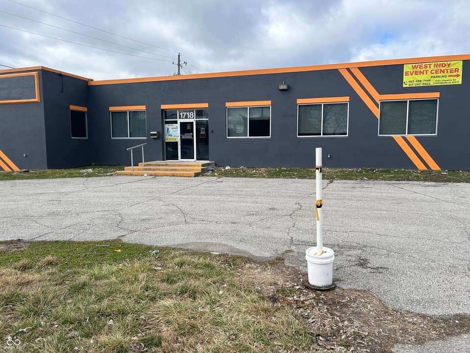 1718 Lafayette Road, Indianapolis