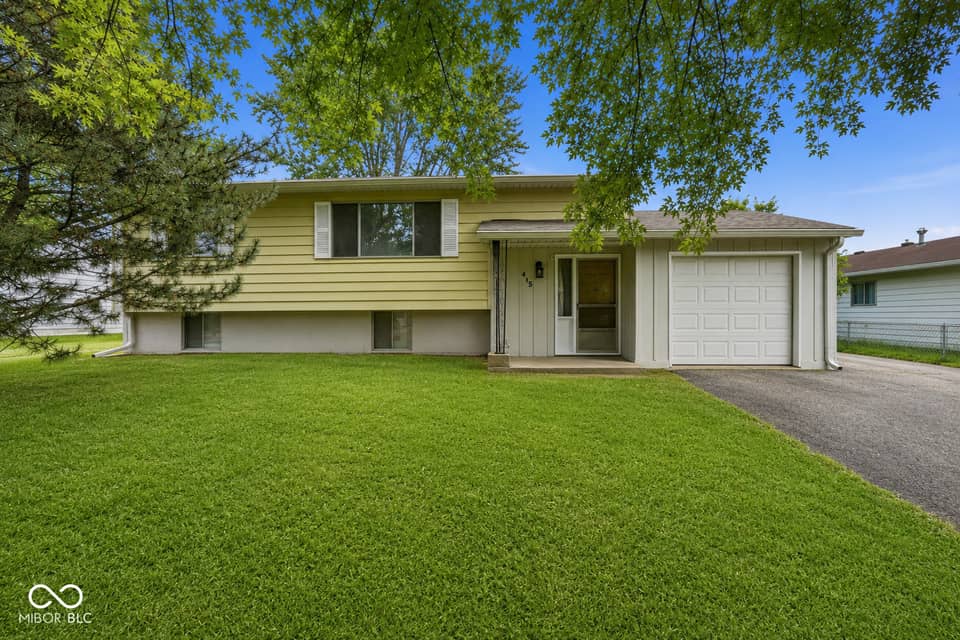 415 Lindley Avenue, Indianapolis, IN 46241, photo 1 of 40