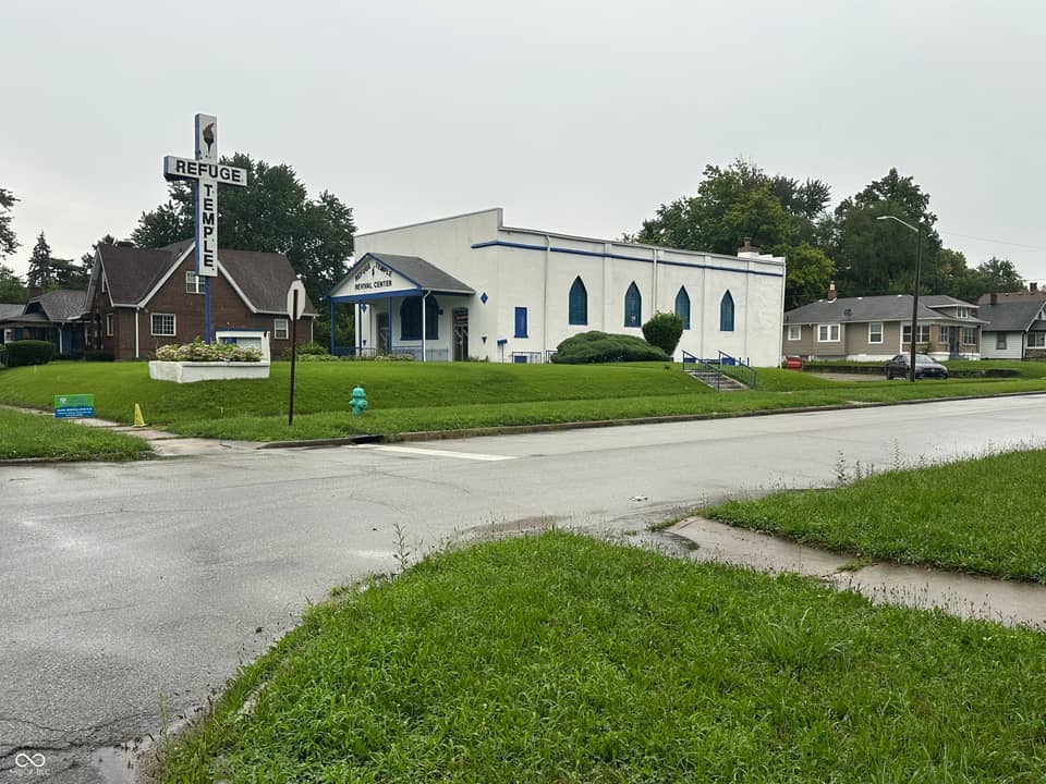 2245 E Riverside Drive, Indianapolis