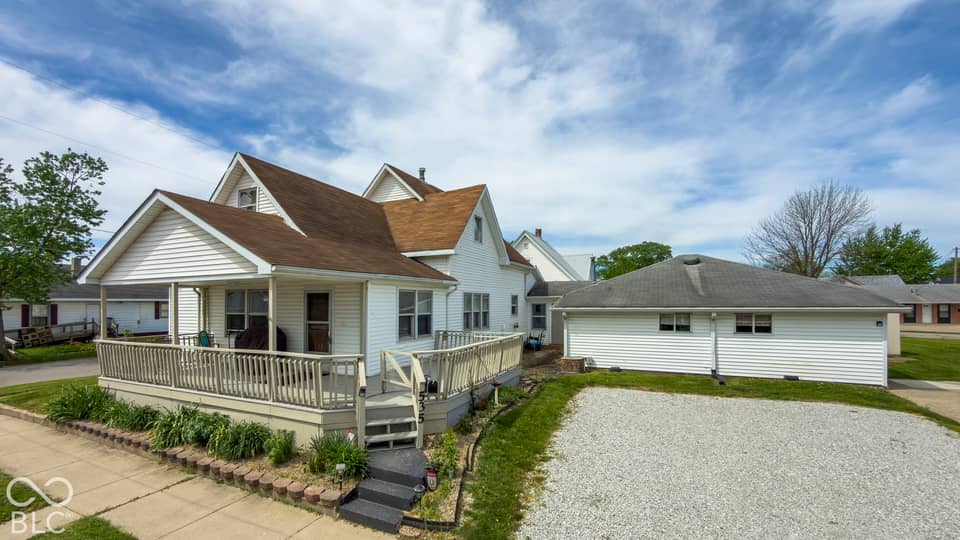 535 Dunn Avenue, Shelbyville, IN 46176, photo 1 of 53
