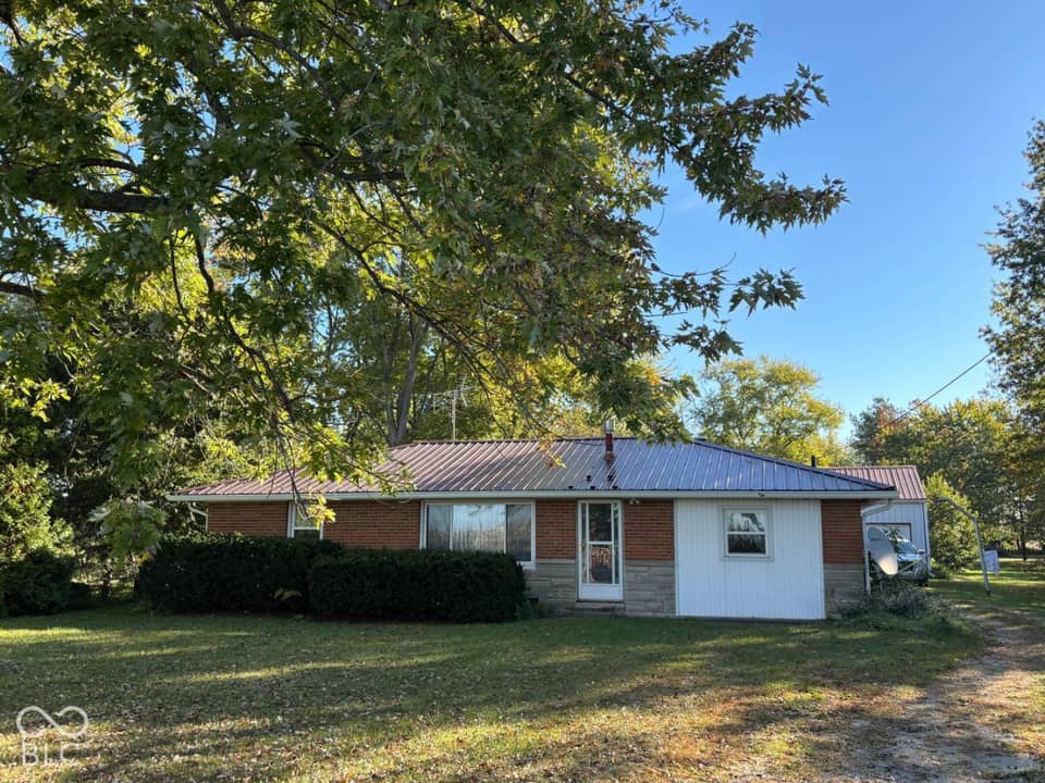 3310 S 1000 W, Anderson, IN 46012, photo 1 of 33