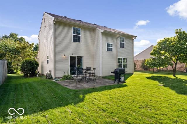 404 E Pine Ridge Drive, Westfield, IN 46074, photo 4 of 20