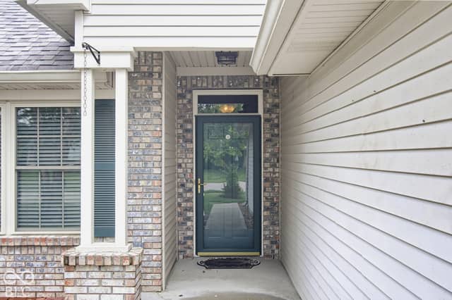 1242 Magnolia Drive, Greenfield, IN 46140, photo 5 of 28