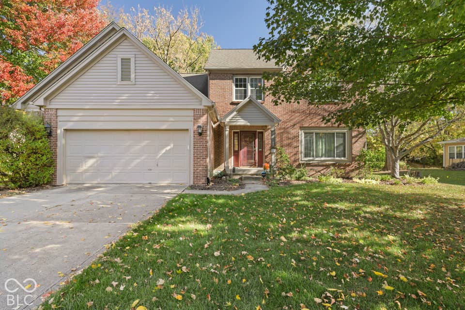 10331 Foxwood Drive W, Indianapolis, IN 46280, photo 1 of 44