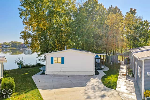 34 Blue Water Drive, Cicero, IN 46034, photo 3 of 55